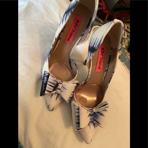 Beautiful white and blue high heels never used